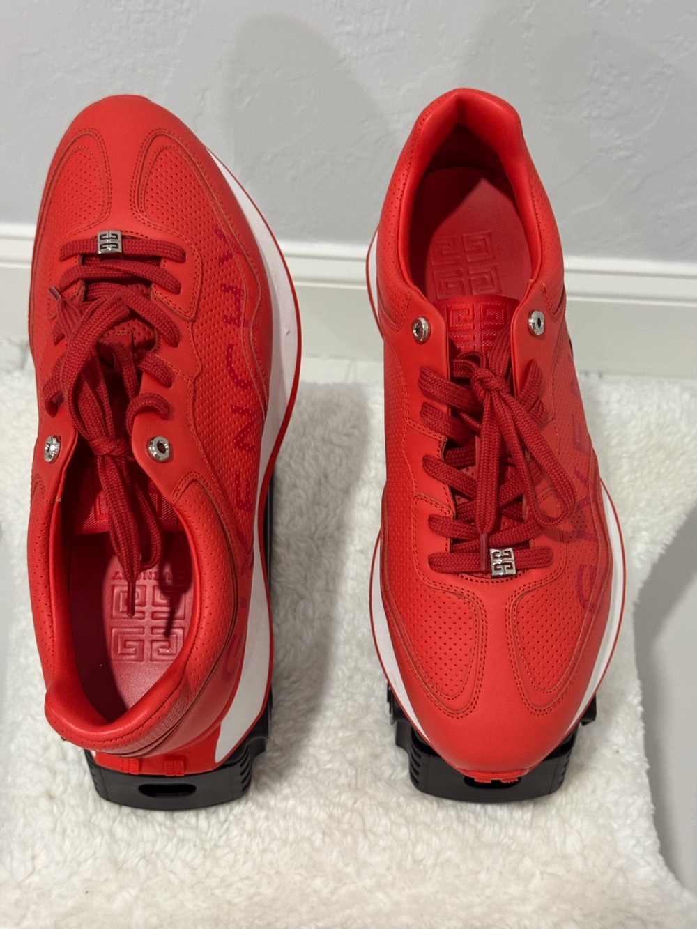 Givenchy Runner Sneaker Dark Orange